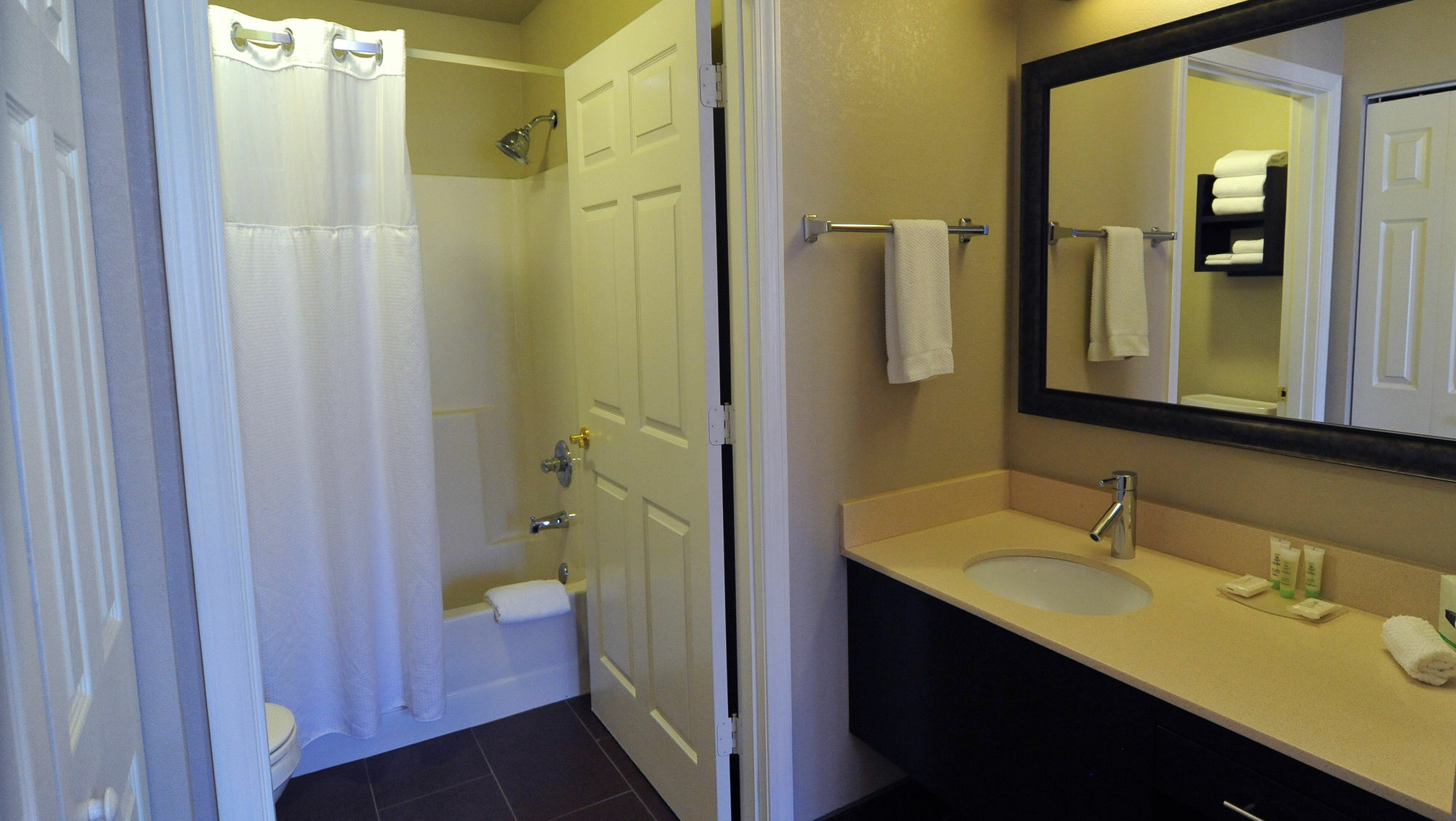 Staybridge Suites Chicago-Oakbrook Terrace By Ihg Exterior foto